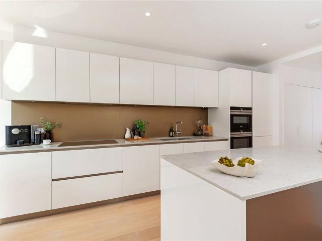 Pinewood Gardens, Teddington, Middlesex TW11, 3 bed flat to rent, £4,895 pcm | PrimeLocation