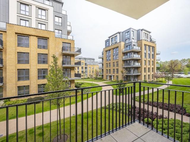 Pinewood Gardens, Teddington TW11, 2 bed flat to rent, £2,970 pcm | PrimeLocation
