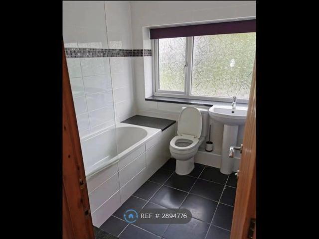 Pinewood Hill, York YO10, 3 bed semi detached house to rent, £2,000 pcm | PrimeLocation