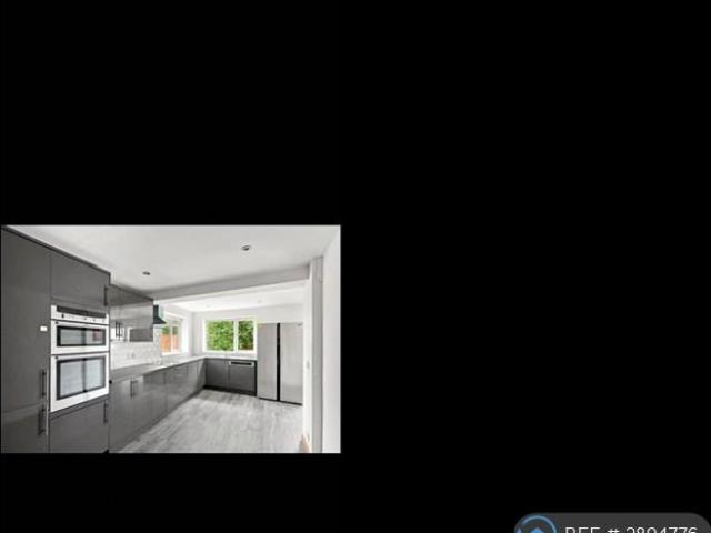 Pinewood Hill, York, YO10 3 bed semi detached house to rent £2,000 pcm £462 pw