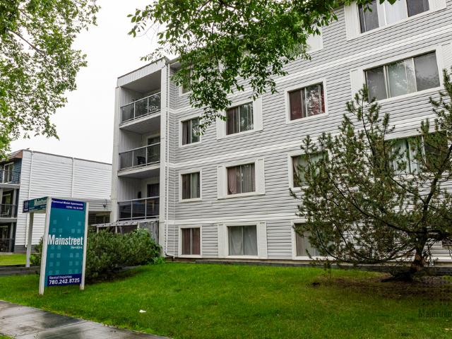 Pinewood Manor Apartments — Bachelor
