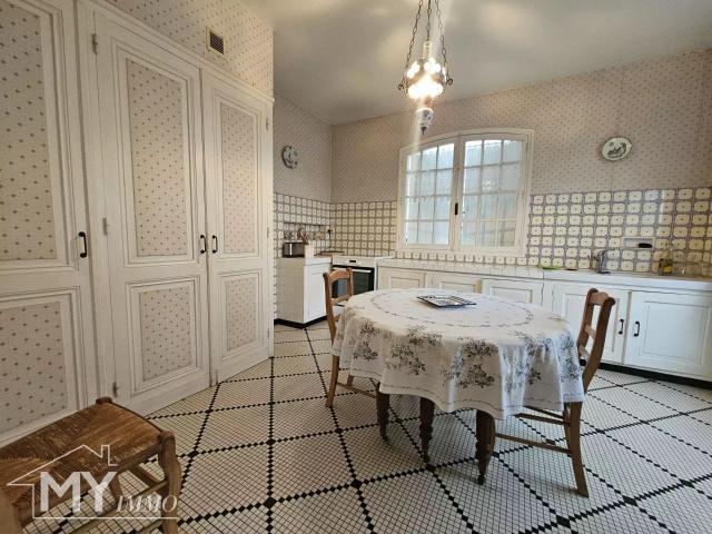 Pineuilh: Maison de 180m² proche des commodités 180m² Pineuilh