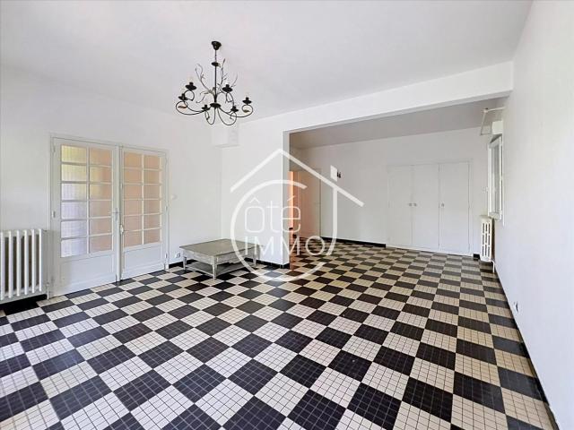Pineuilh: Maison d'environ 85m2 avec beau jardin 85m² Pineuilh