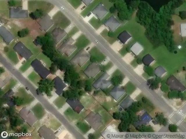 Pineview Dr