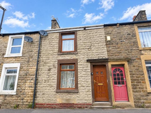 Pinfold Lane, Lancaster, LA1 2 bed house to rent £795 pcm £183 pw