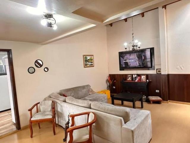 Pinhais Casa térrea em Pinhais com 3 quartos Terreno 12x30 Terreno em Pinhais, Casa térrea
