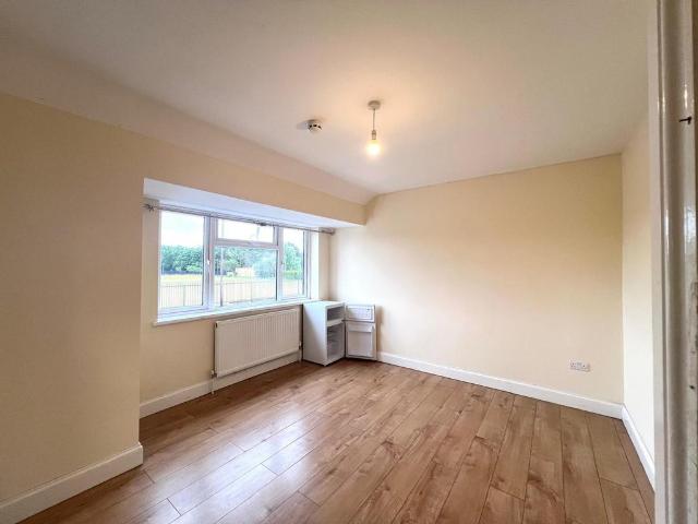 Pinkwell Lane, Hayes UB3 7 bed semi detached house to rent £4,999 pcm £1,154 pw