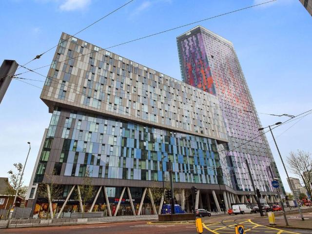 Pinnacle Apartments, Saffron Central Square, Croydon CR0, 2 bed flat to rent, £1,850 pcm | PrimeLocation
