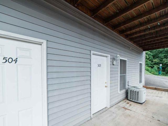 Pinnacle Heights 2 Bedroom Apartment for Rent at 100 Pinnacle Height Dr, Morgantown, WV 26505 Suncrest