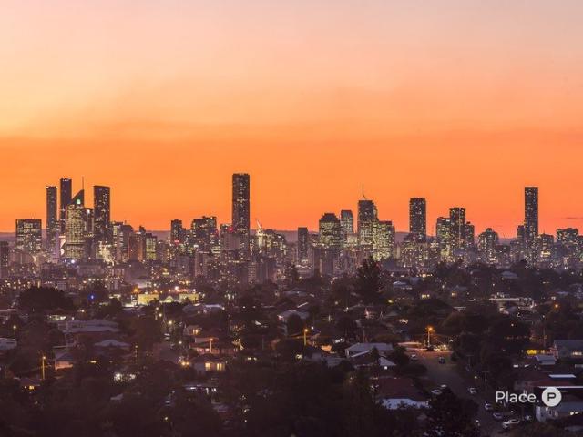 Pinnacle Living Above Brisbane's Skyline