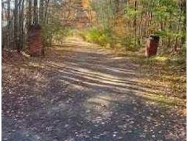 Pinnacle Rd
