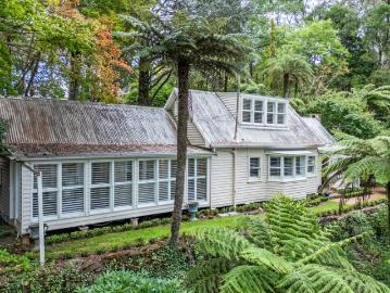 Pinnaroo A Whimsical Mountain Cottage