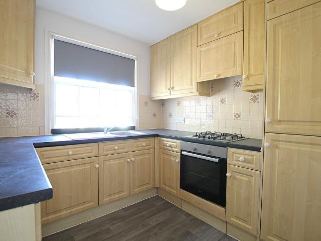 Pinner Park Gardens, Pk506, Harrow HA2, 2 bed flat to rent, £1,575 pcm | PrimeLocation