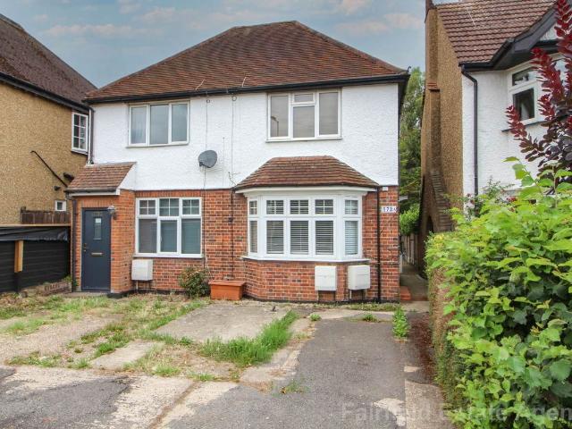 Pinner Road, Watford WD19, 1 bed maisonette to rent, £1,250 pcm | PrimeLocation