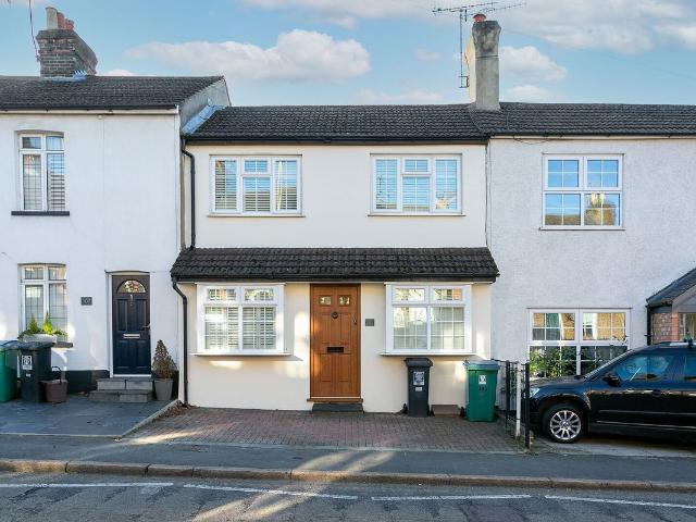 Pinner Road WD19, Bushey, Watford, 3 bed terraced house to rent, £1,950 pcm | PrimeLocation