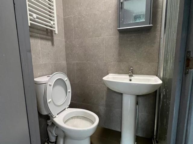 Pinner Road, Harrow, London HA1, 1 bed flat to rent, £1,195 pcm | PrimeLocation