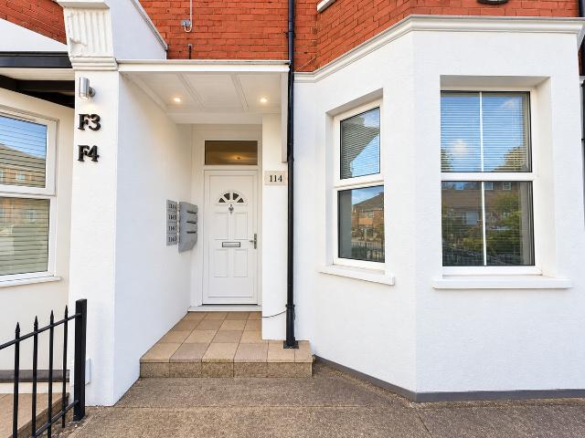 Pinner Road, Northwood HA6, 1 bed flat to rent, £1,375 pcm | PrimeLocation