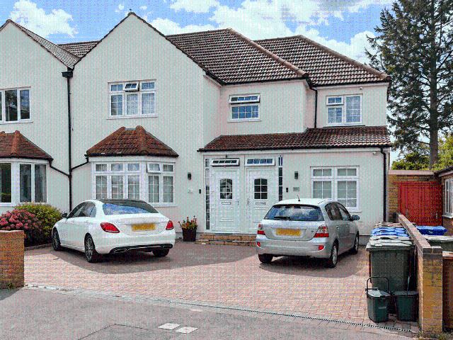 Pinner View, North Harrow, Harrow HA1, 3 bed flat to rent, £2,150 pcm | PrimeLocation