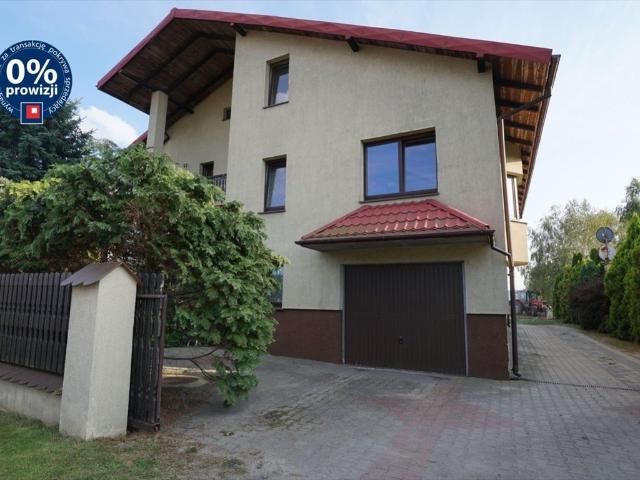 Solidny dom 299m2 z potencjałem na wynajem lub rodzinę