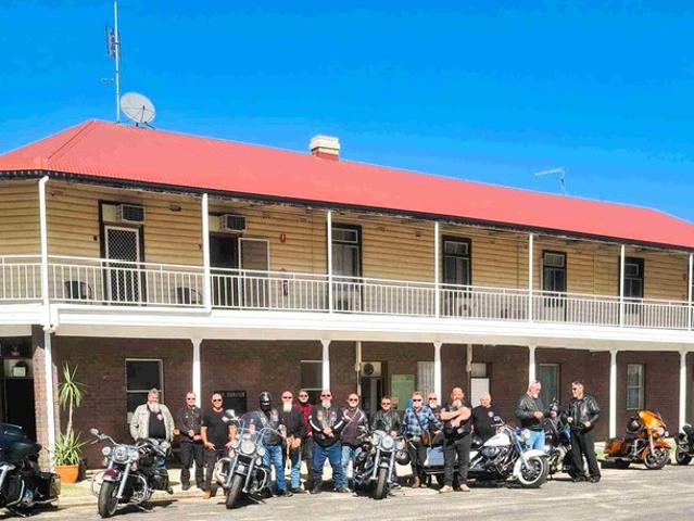 PIONEER HOTEL BOOMI
