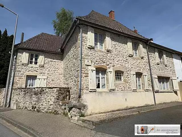Pionsat 63330 Achat / Vente maison 7 pièces t7 parking garage
