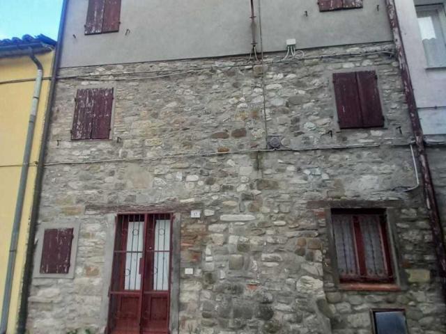Piazza Capelli 34 7 vani 134mq