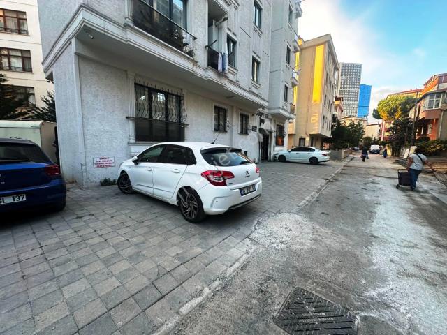 Piazza Avm Metro Yakını 5 Yıllık 3.kat 2 Balkonlu Kiralık 2+1