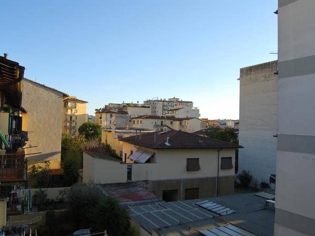 Piazza Bernardo Tanucci quadrilocale 110mq