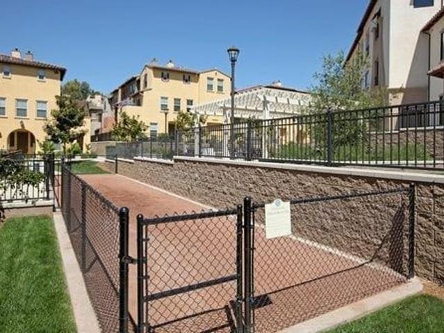 Piazza D'Oro 2 Bedroom Apartment for Rent at 3402 Piazza De Oro Way, Oceanside, CA 92056 Mira Costa