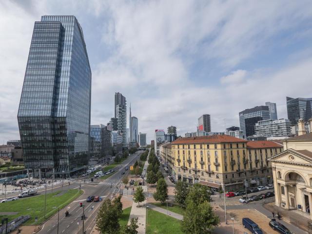 Piazza della Repubblica 11 vani 290mq