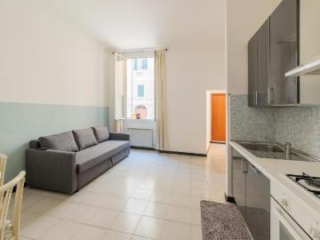 Piazza di Santa Brigida 17 trilocale 62mq