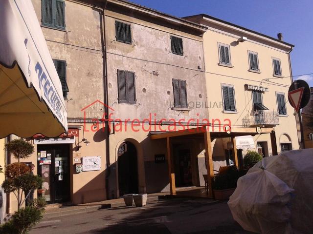 piazza minati 6 6 vani 160mq