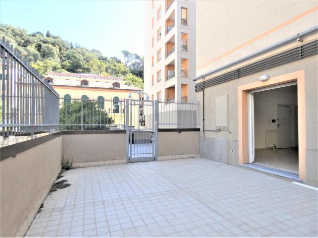 Piazza Sopranis 2 5 vani 120mq