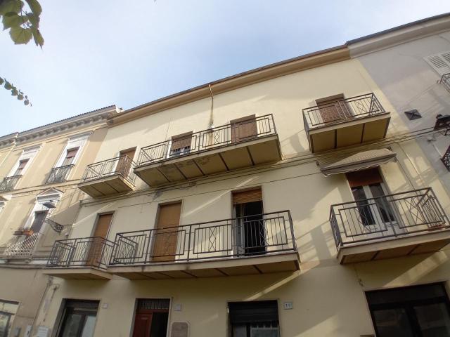 Piazza San Rocco 22 15 vani 337mq