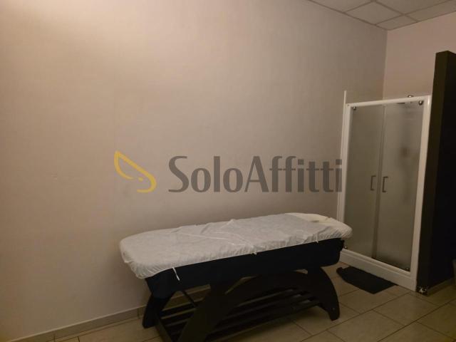 Piazza Sandro Pertini 7 vani 110mq