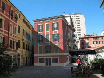 Piazza Sant´Agostino 5 vani 110mq
