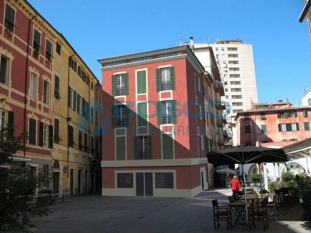 Piazza Sant´Agostino 5 vani 110mq