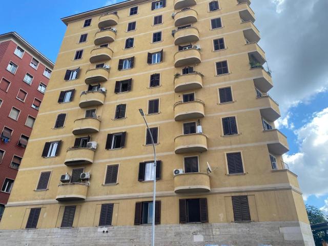 Piazza Ragusa monolocale 38mq