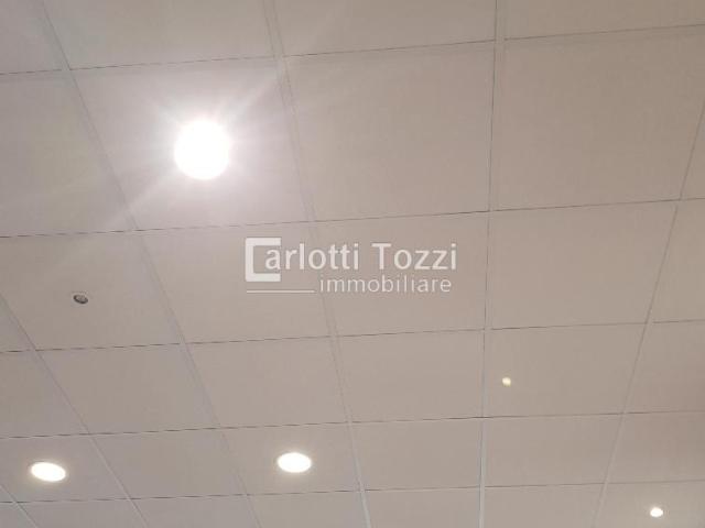 PIAZZA TRIPOLI SEMICENTRALE monolocale 80mq
