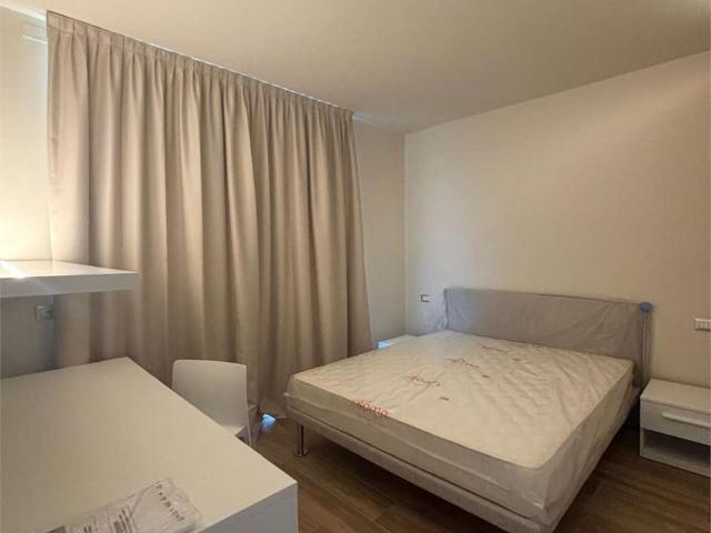 PIAZZALE ROMA AFFITTO ATTICO 3 CAMERE DOPPI SERVIZI