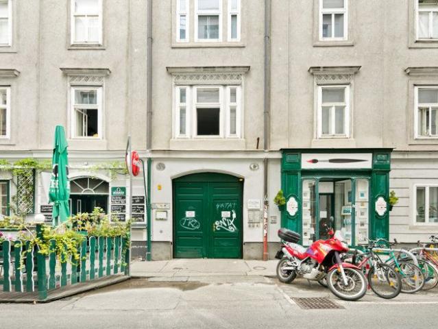 Piaristengasse 9