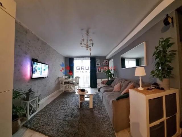 Dwupokojowe 43 m2 z klimatyzacją, balkonem i garażem