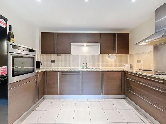 Picton, Victoria Wharf, Cardiff Bay CF11, 2 bed flat to rent, £1,300 pcm | PrimeLocation