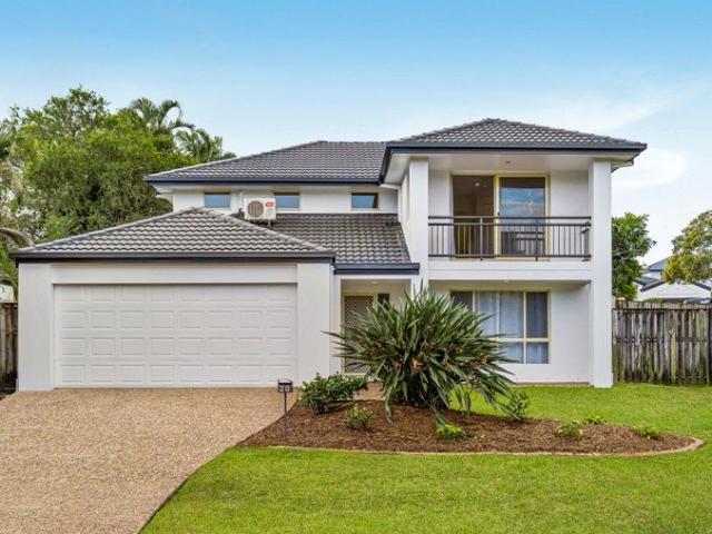 PICTURE PERFECT 4 BEDROOM FAMILY HOME MOVE IN READY !