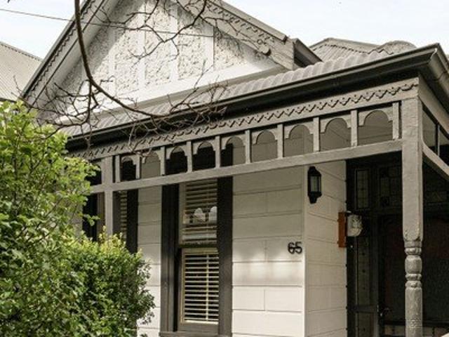 Picture Perfect Block Fronted Edwardian with Contemporary Style & Rear ROW Access