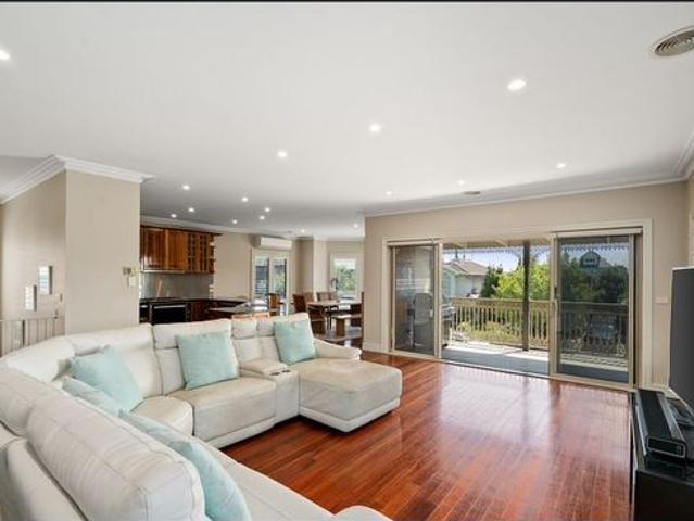 PICTURE PERFECT FAMILY HOME