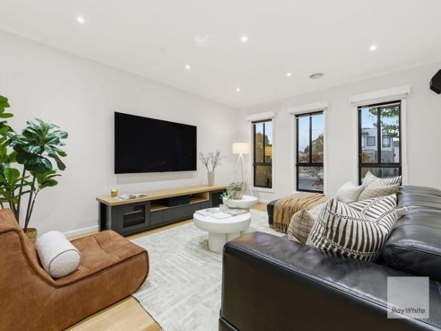 Picture Perfect Home in a Spectacular Location!