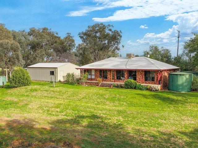 PICTURE PERFECT SMALL ACREAGE