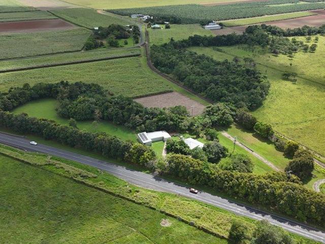 Picture perfect small acreage