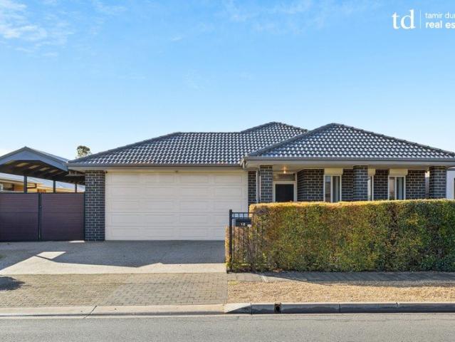 Picture perfect property with all the bells and whistles